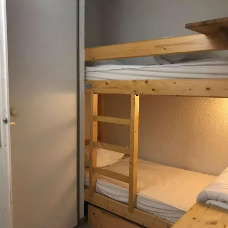 Cosy 27m² 4p Avec Piscine Et Parking A Areches-beaufort - Fr-1-342-144 *
